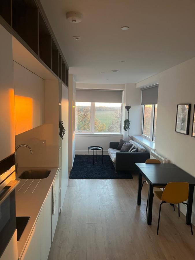 Aeropartment & Aerotel, London Heathrow Airport, Terminal 4, Ev Stations & Cheap Parking On Site! Hillingdon Ngoại thất bức ảnh